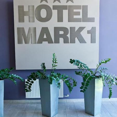 Mark1 Hotel Brzesko Bagian luar foto